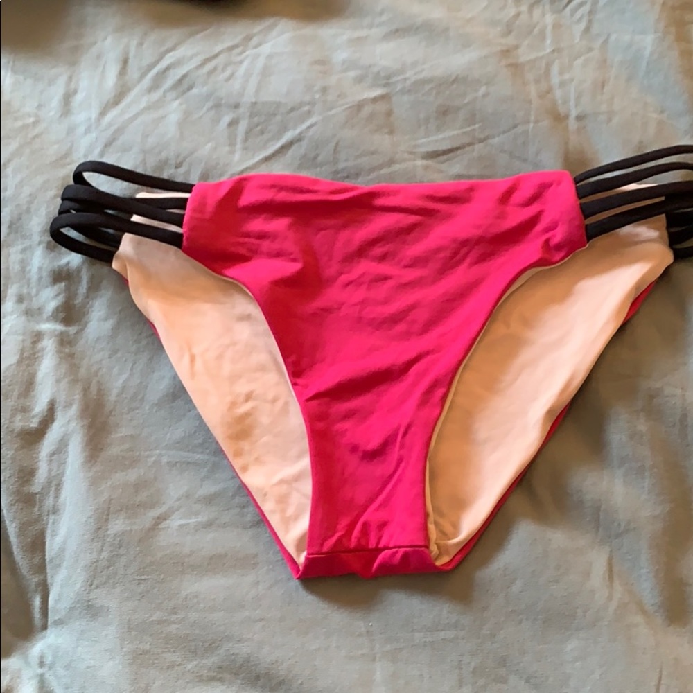 L-space bottoms